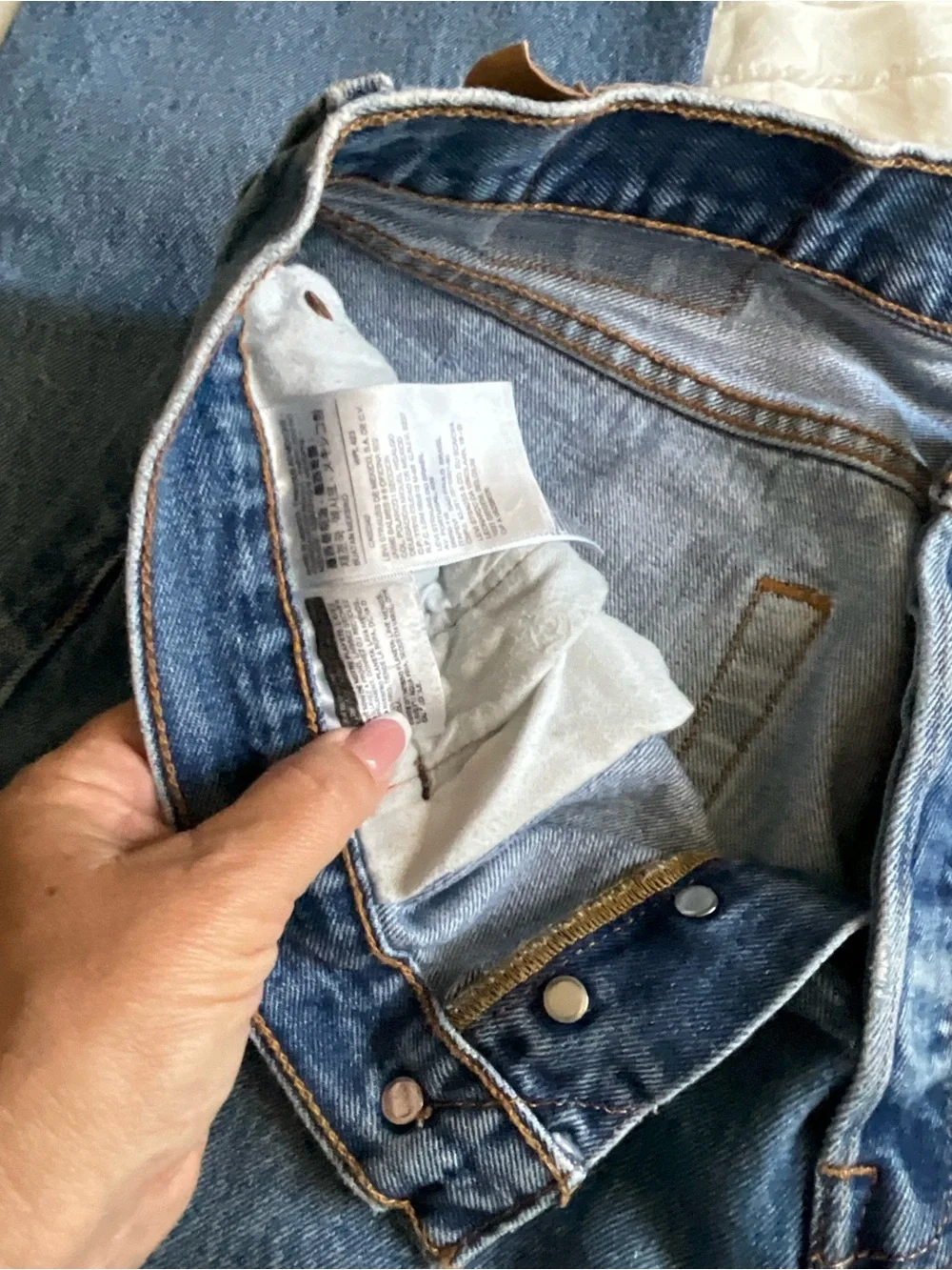 Levi's Straight Leg Men's Jeans in Light Blue Denim